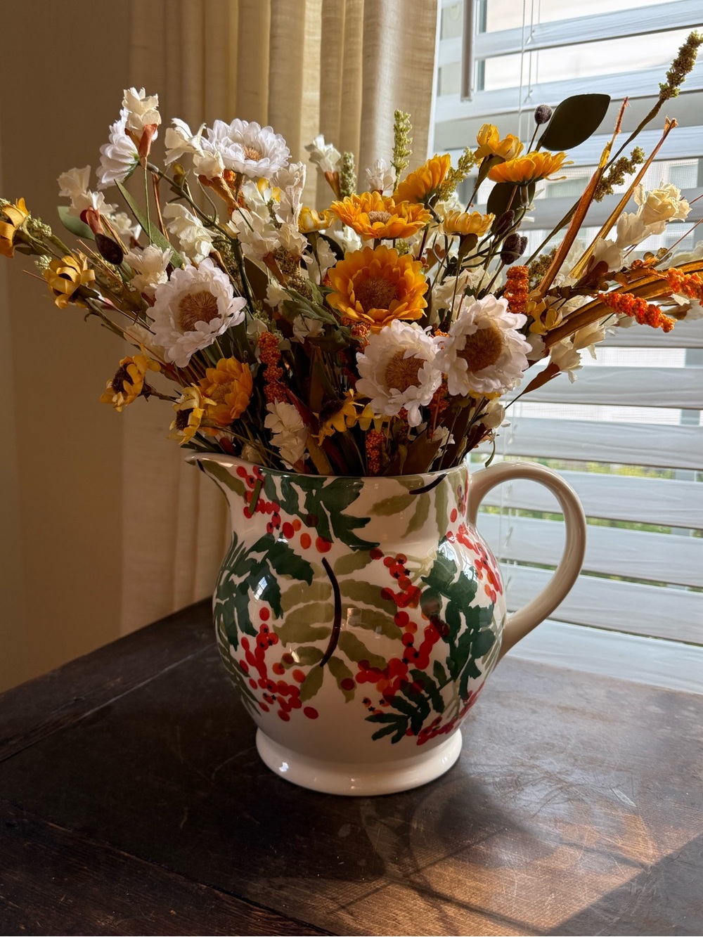 Emma Bridgewater 3 Pint Jug Rowan Berries